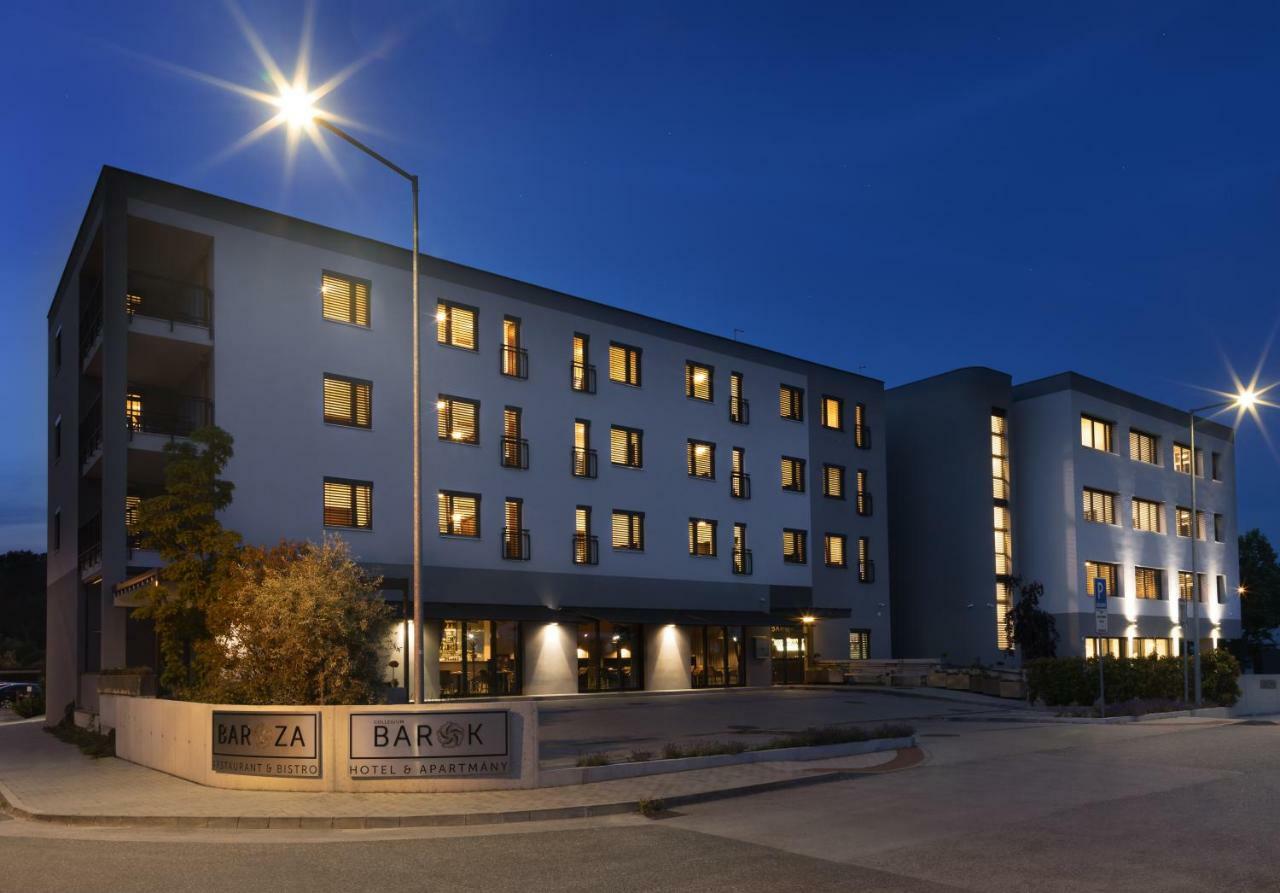 Barok Hotel And Apartments Bratislava Eksteriør bilde